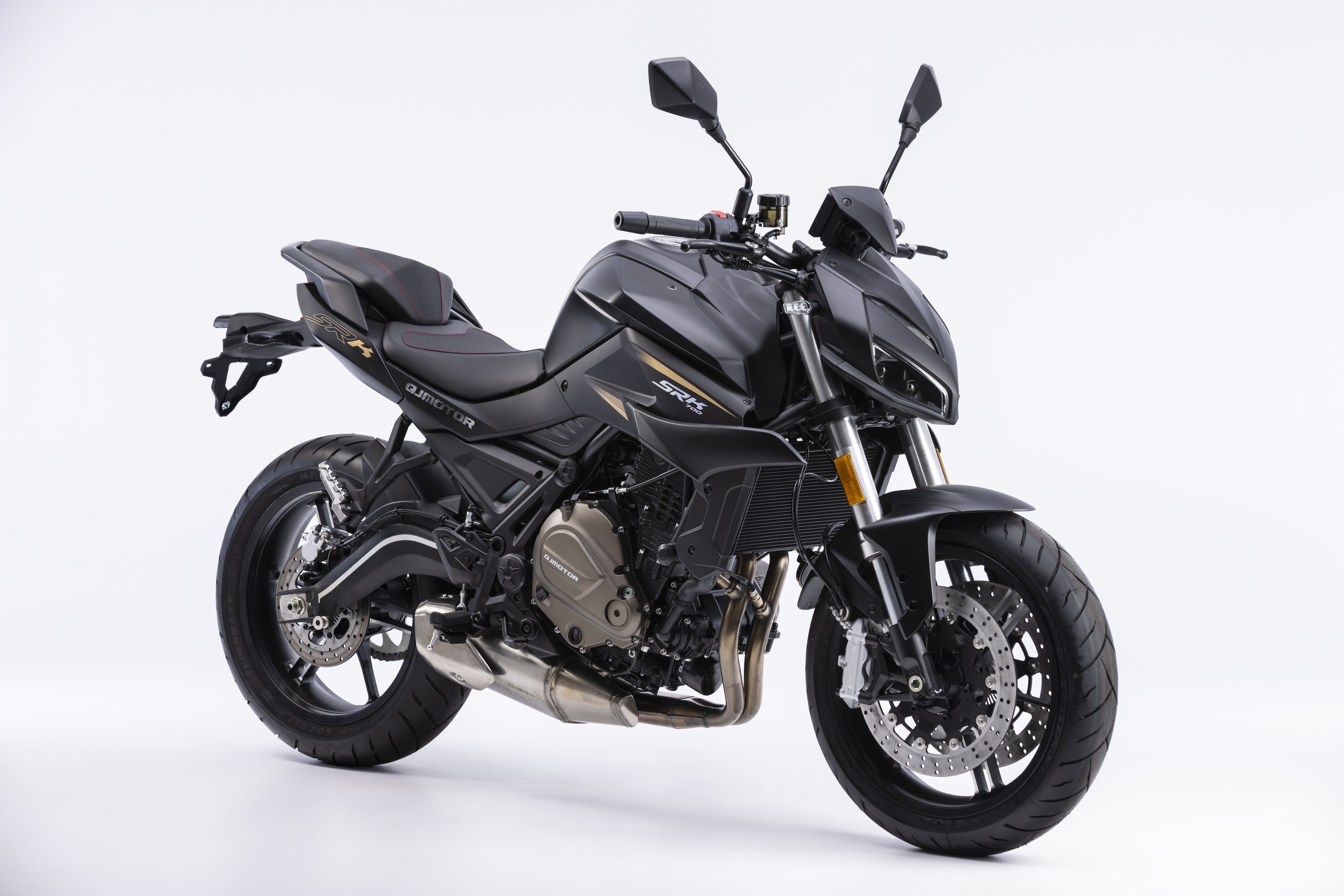 qj motor srk700 negra 34 derecho