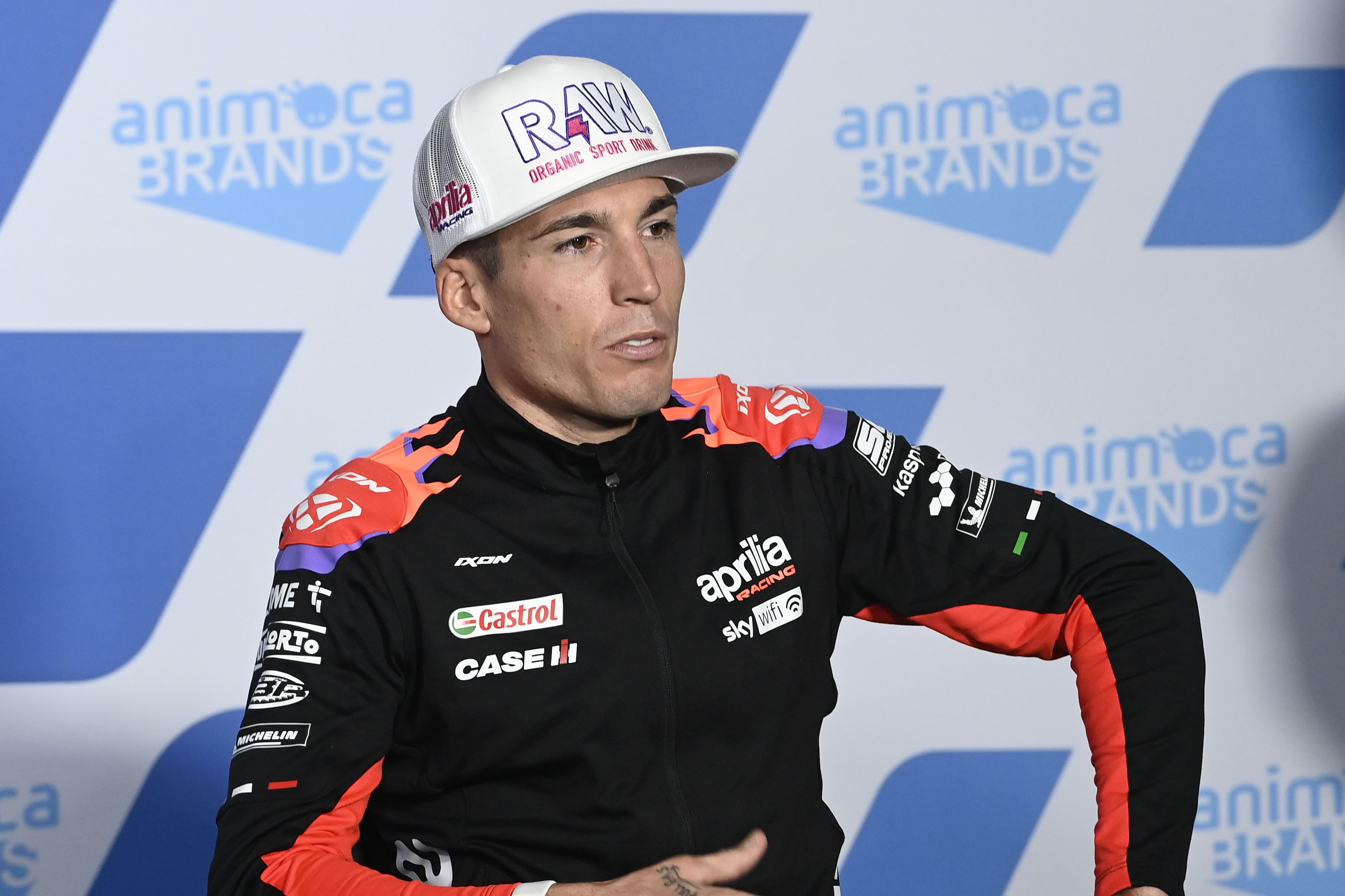 Aleix Espargaró durante la rueda de prensa del Gran Premio de Australia.