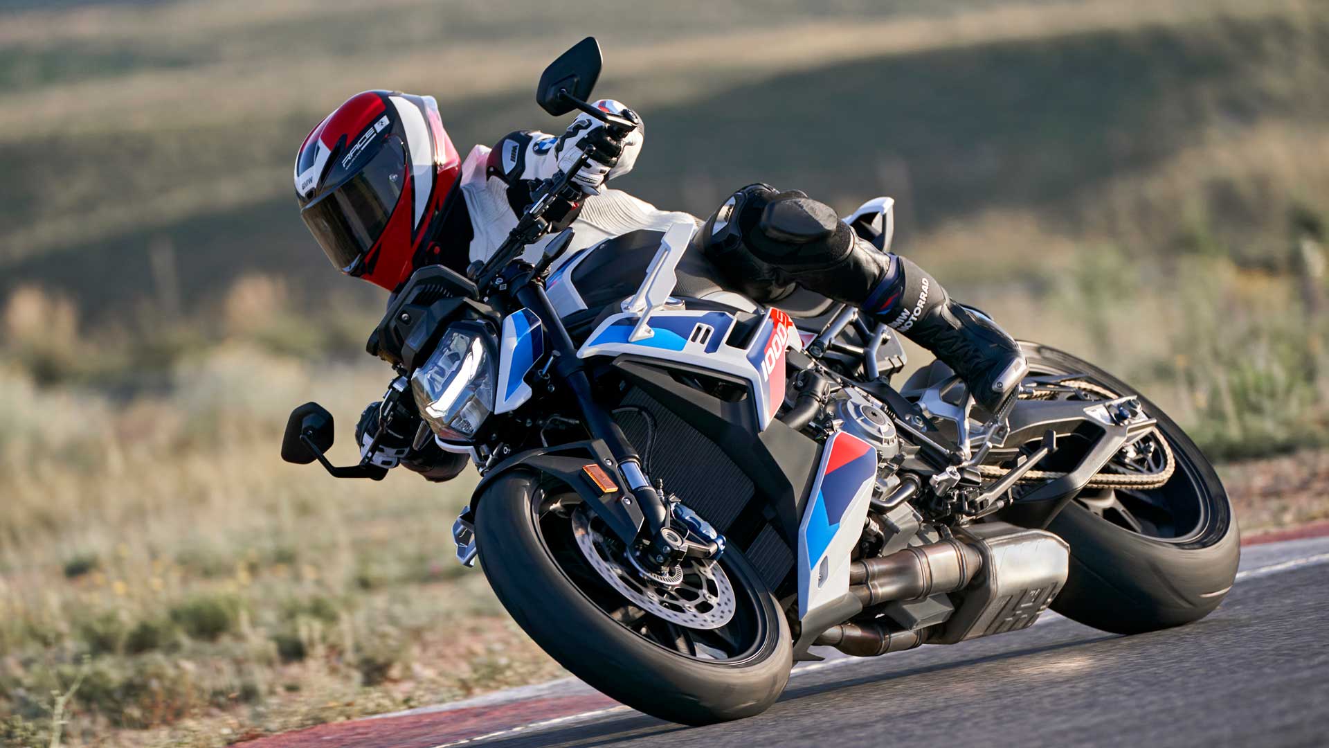 BMW M 1000 R 2023 Accion (10)