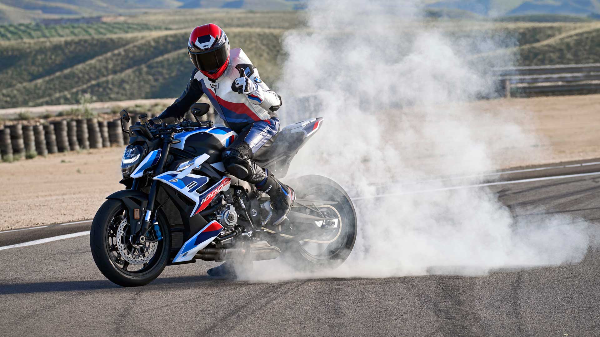 BMW M 1000 R 2023 Accion (14)