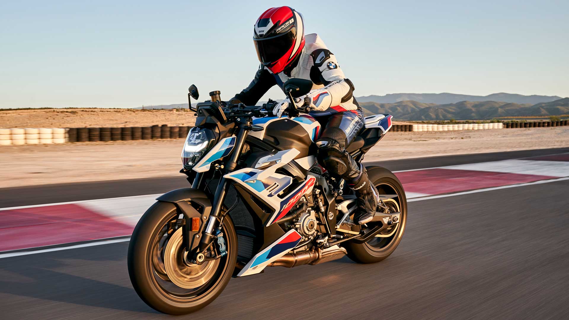 BMW M 1000 R 2023 Accion (19)