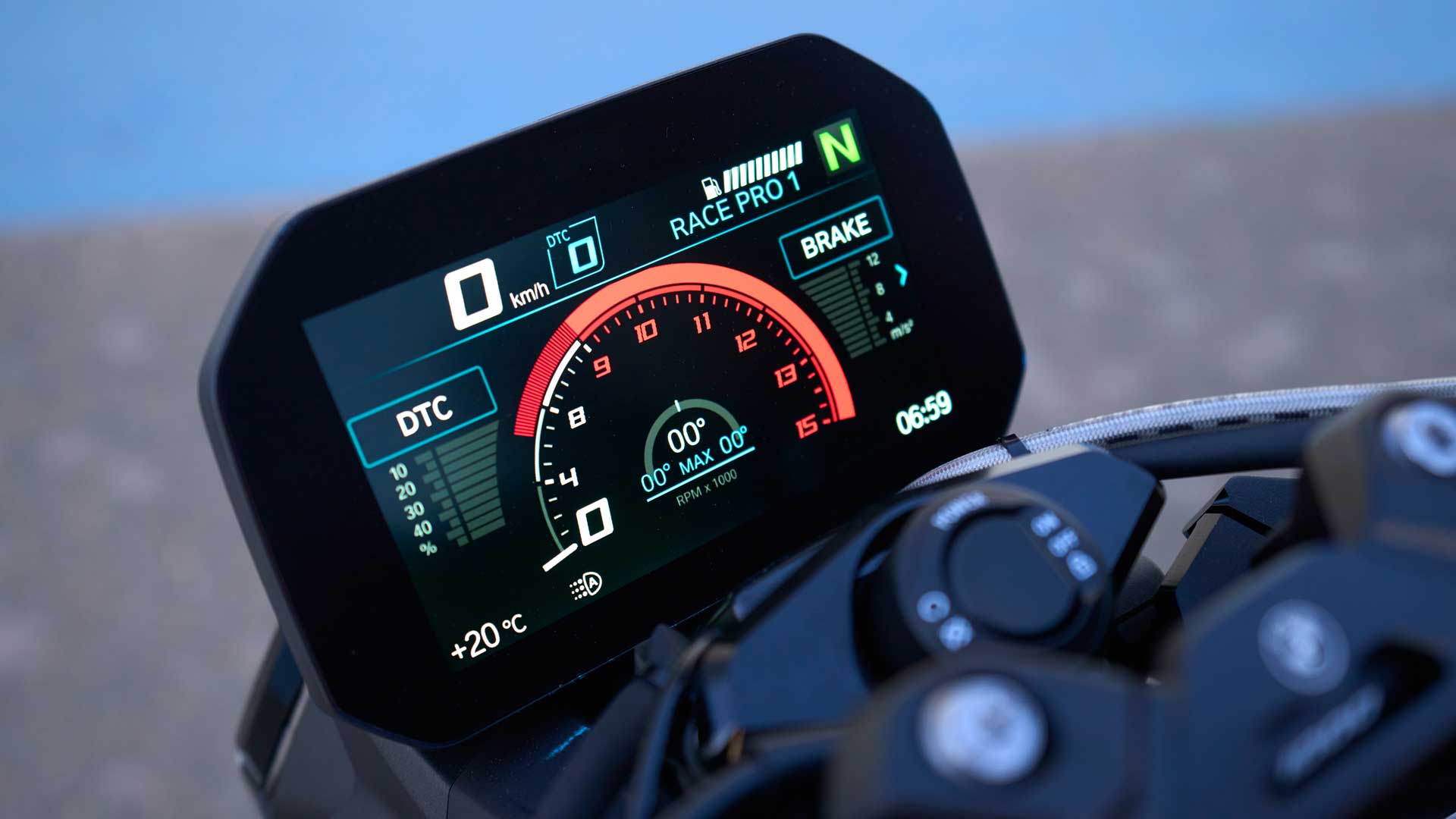 BMW M 1000 R 2023 Detalles (1)