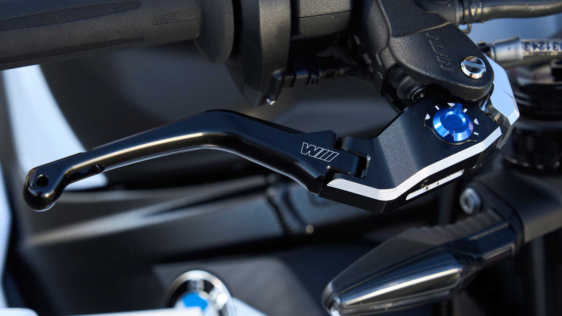 BMW M 1000 R 2023 Detalles (14)