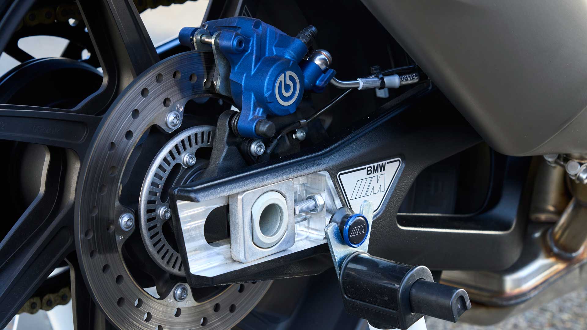BMW M 1000 R 2023 Detalles (17)