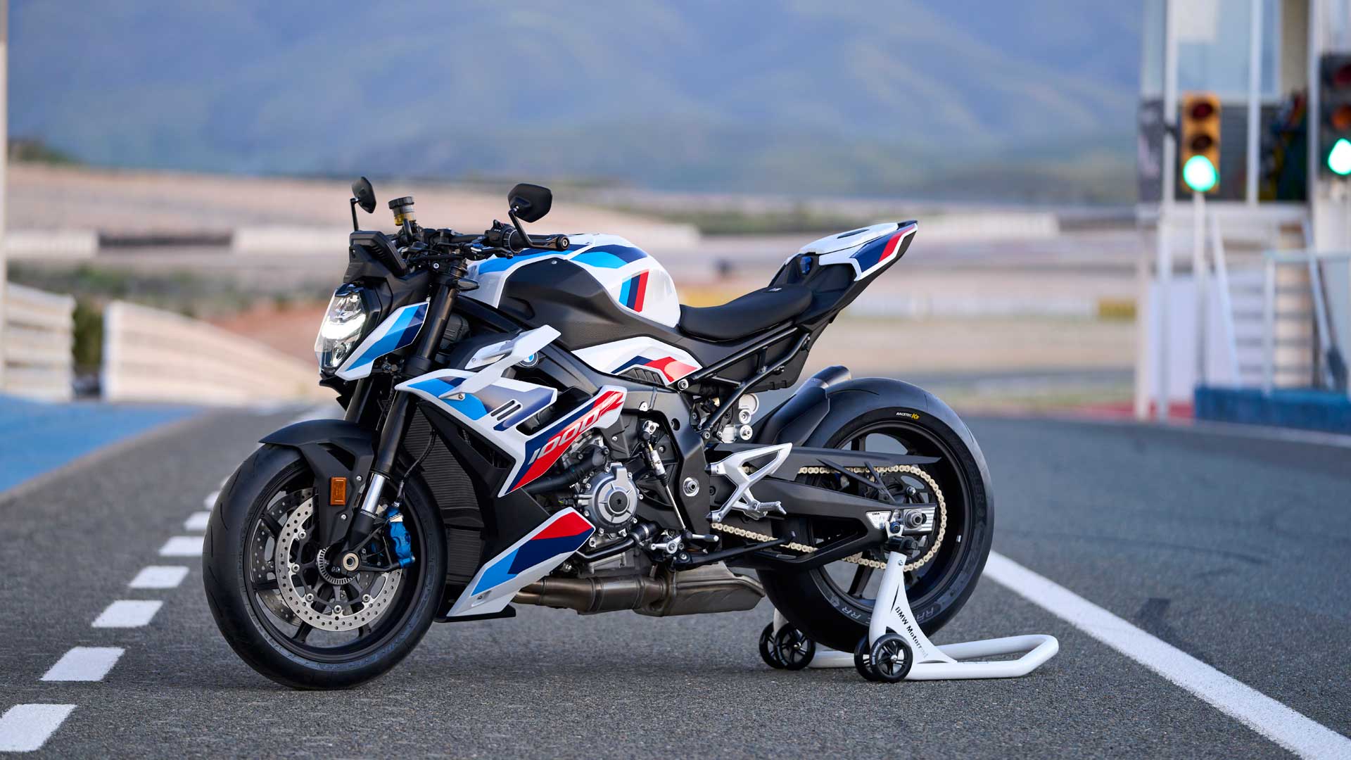 BMW M 1000 R 2023 Estatica (5)