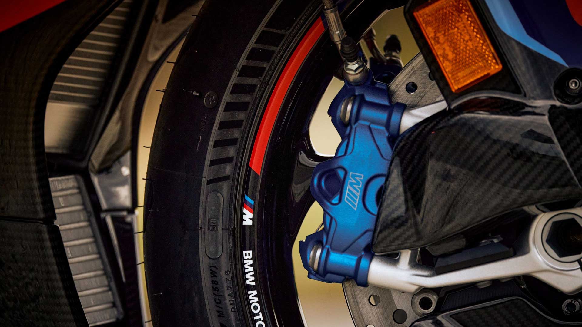 BMW M 1000 RR 2023 Detalles (30)