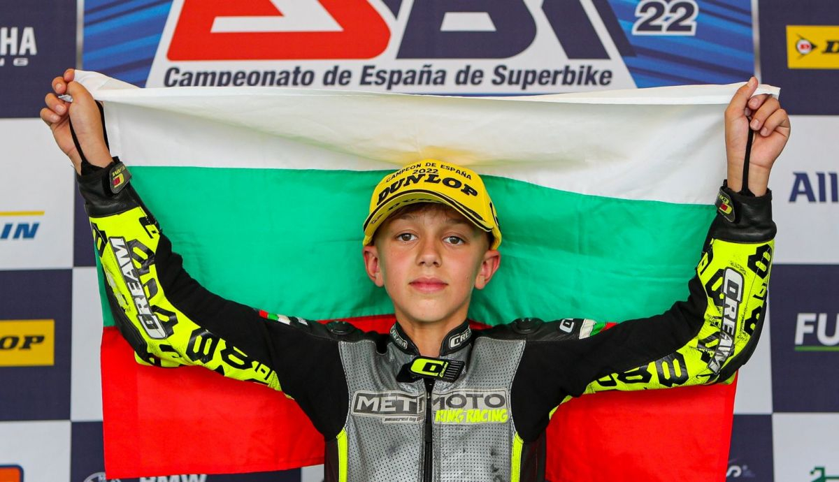 El búlgaro Nikola Miroslavov, campeón del ESBK Moto4 2022 El búlgaro Nikola Miroslavov, campeón del ESBK Moto4 2022