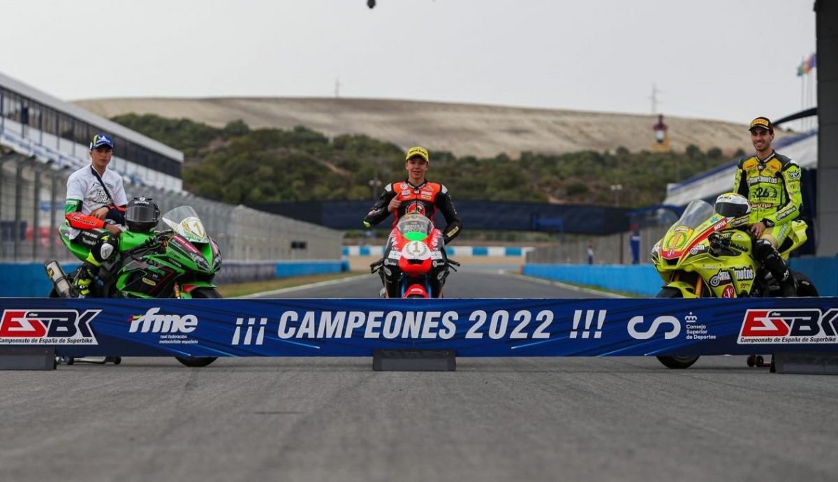 Dani Sáez, Eric Fernández y Jesús Torres, los otros campeones del ESBK 2022 Dani Sáez, Eric Fernández y Jesús Torres, los otros campeones del ESBK 2022