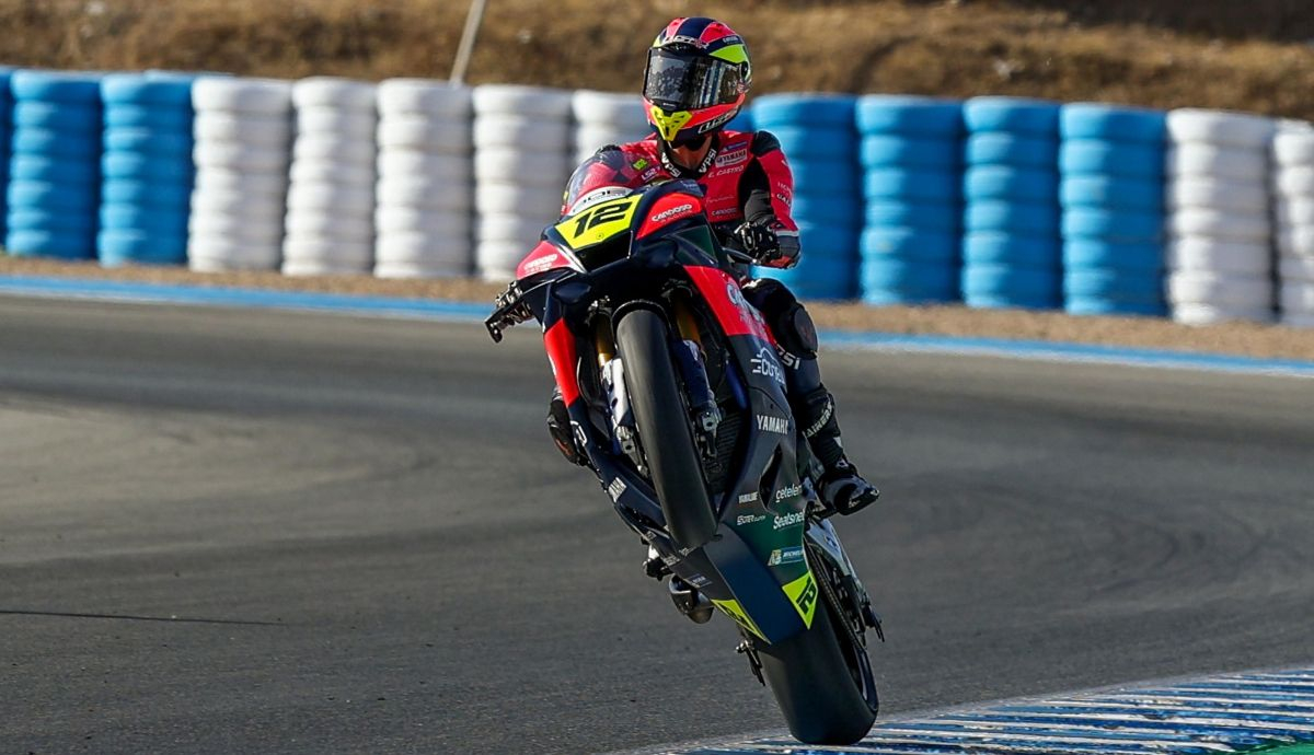 Borja Gómez celebra su victoria en Superbike en Jerez Borja Gómez celebra su victoria en Superbike en Jerez