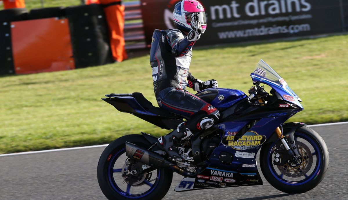 Bradley Perie cerró el 2022 con un doblete en Supersport Bradley Perie cerró el 2022 con un doblete en Supersport