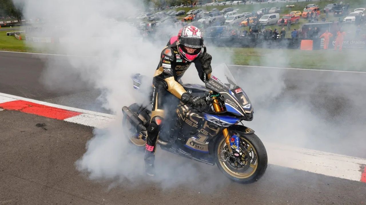 Bradley Ray es el campeón del British Superbike 2022