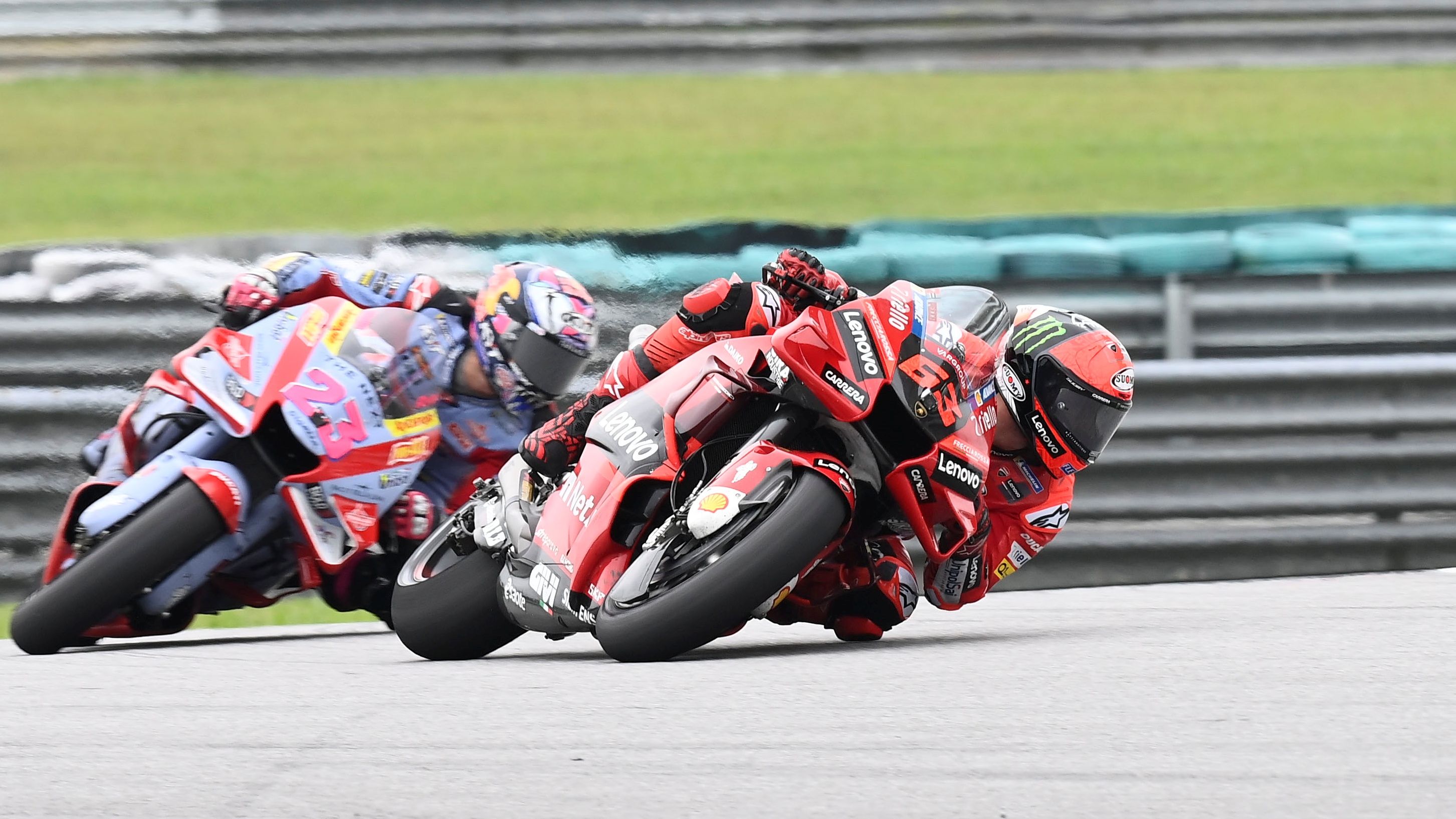 Pecco Bagnaia ha ganado la carrera de MotoGP Malasia 2022 en Sepang a Enea Bastianini