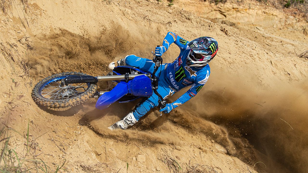 Yamaha YZF 450 2023.