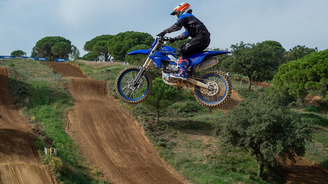 Yamaha YZF 450 2023.