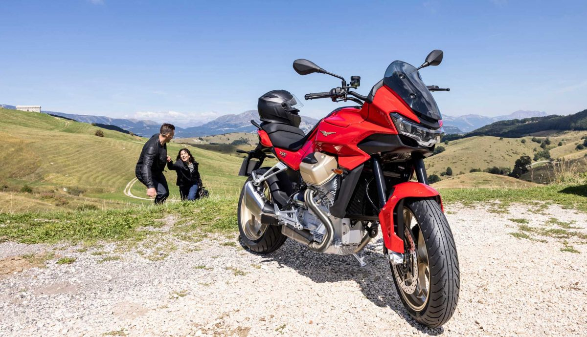 Moto Guzzi V 100 Estatica (15) Moto Guzzi V 100 Estatica (15)