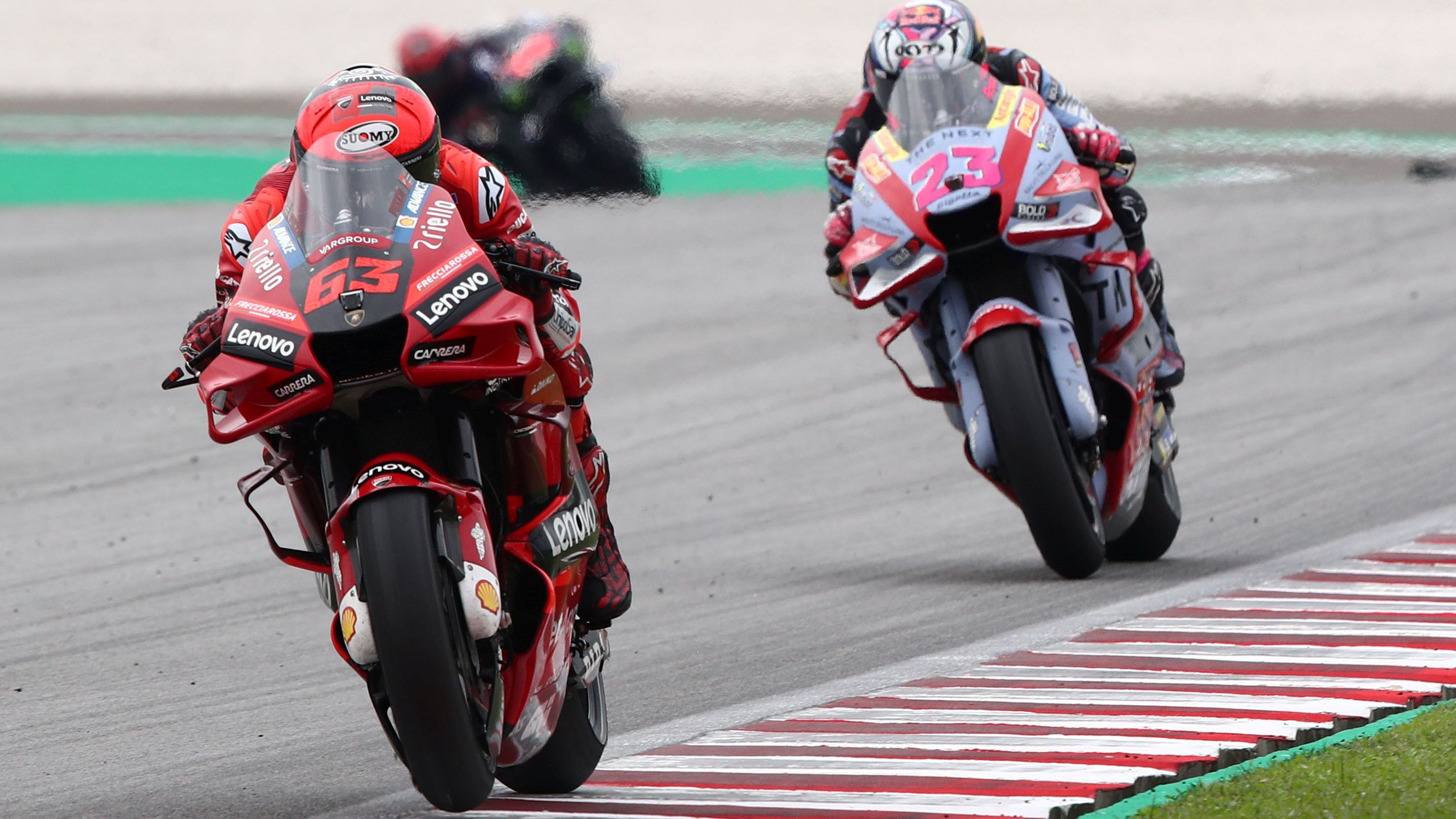 Pecco Bagnaia roza el título de MotoGP 2022 y Enea Bastianini aún puede ser subcampeón