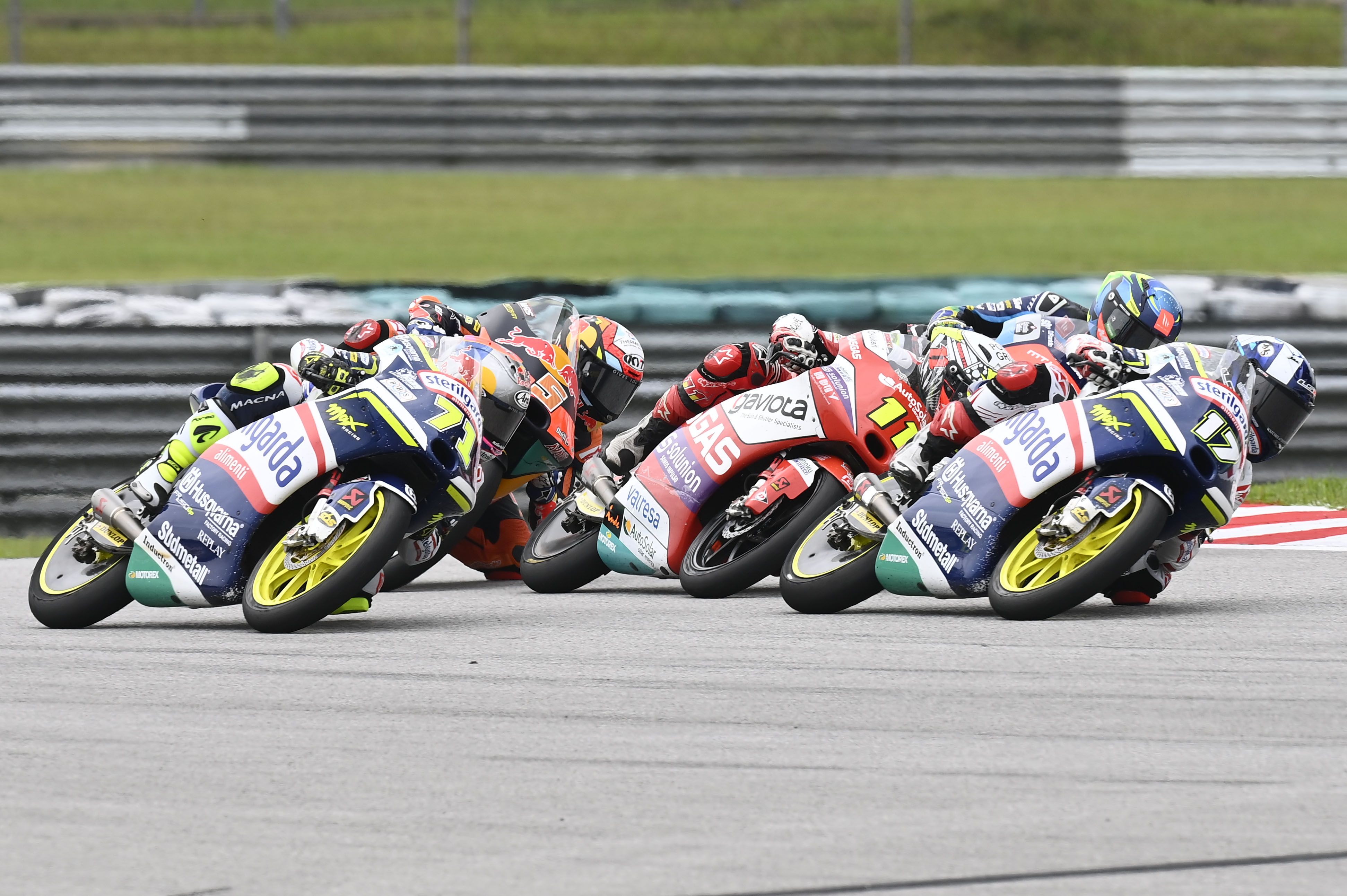 John McPhee delante de Sergio García y Ayumu Sasaki, Moto3 Malasia 2022