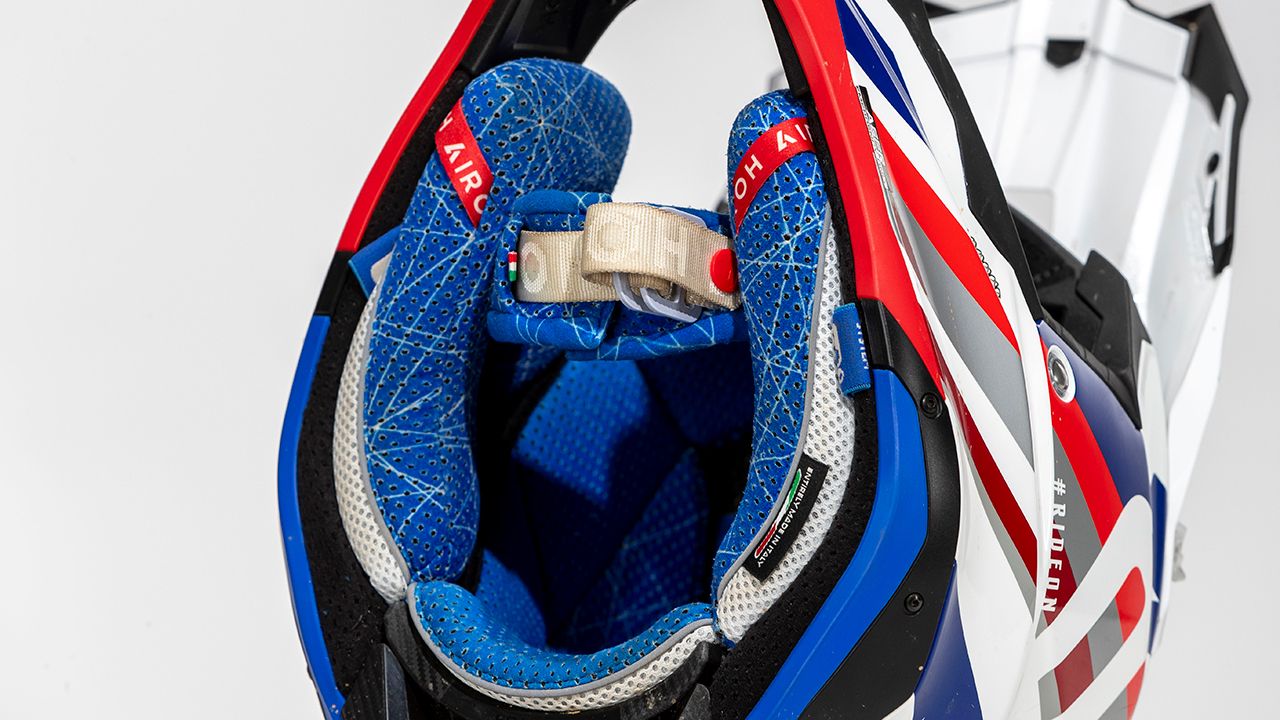 Airoh Aviator 3 (2)