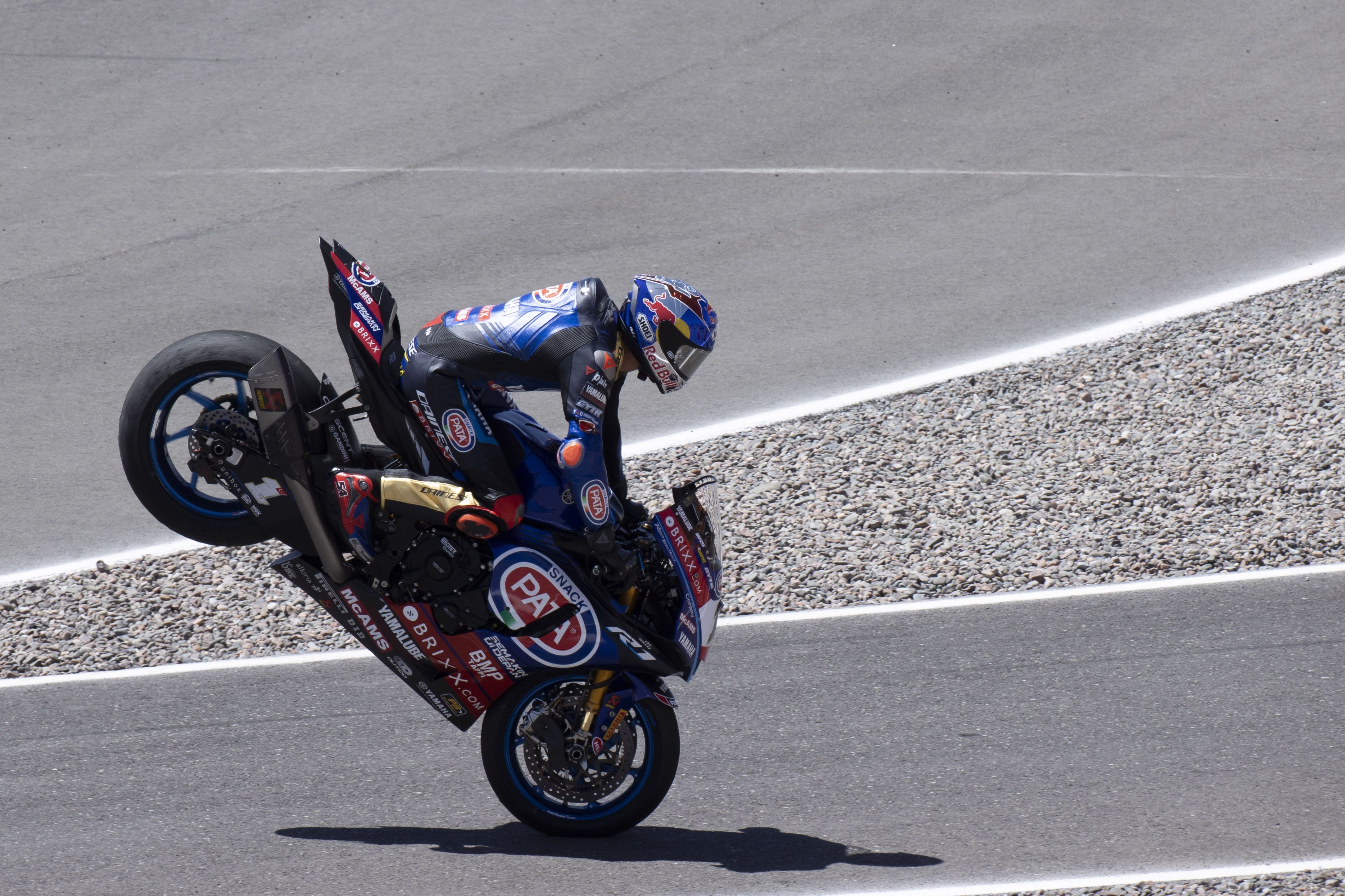 El stoppie habitual de Toprak Razgatlioglu, WSBK Argentina 2022
