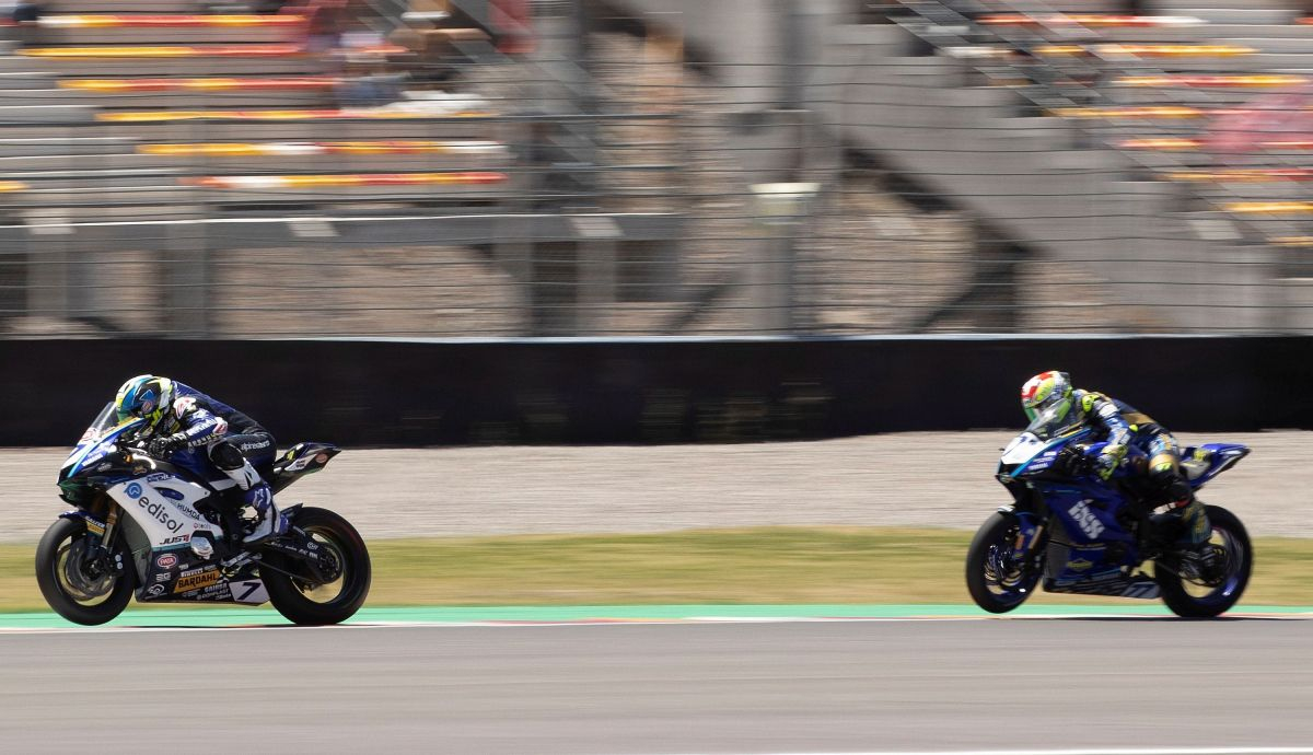 Lorenzo Baldassarri perseguido por Dominique Aegerter, WSS Argentina 2022 Lorenzo Baldassarri perseguido por Dominique Aegerter, WSS Argentina 2022