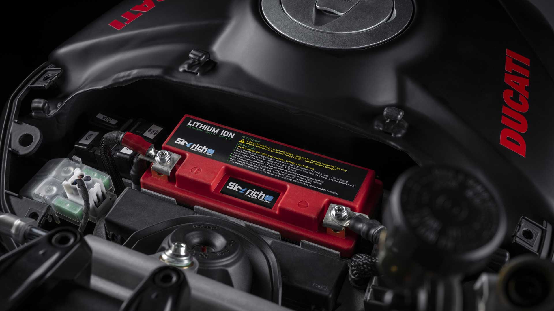 Ducati Streetfighter V4SP 2023 Detalles (6)