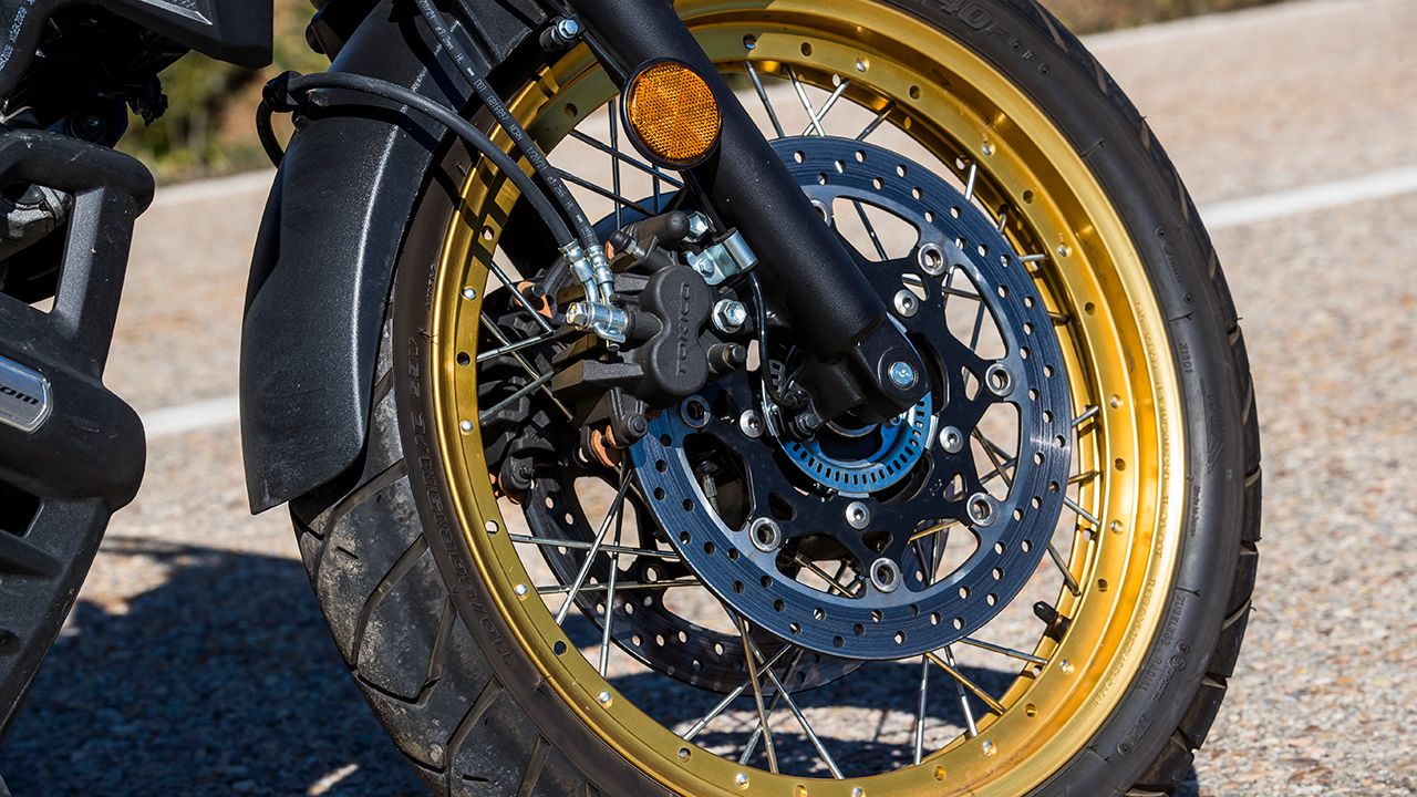 Suzuki V Strom 650 XT (5)