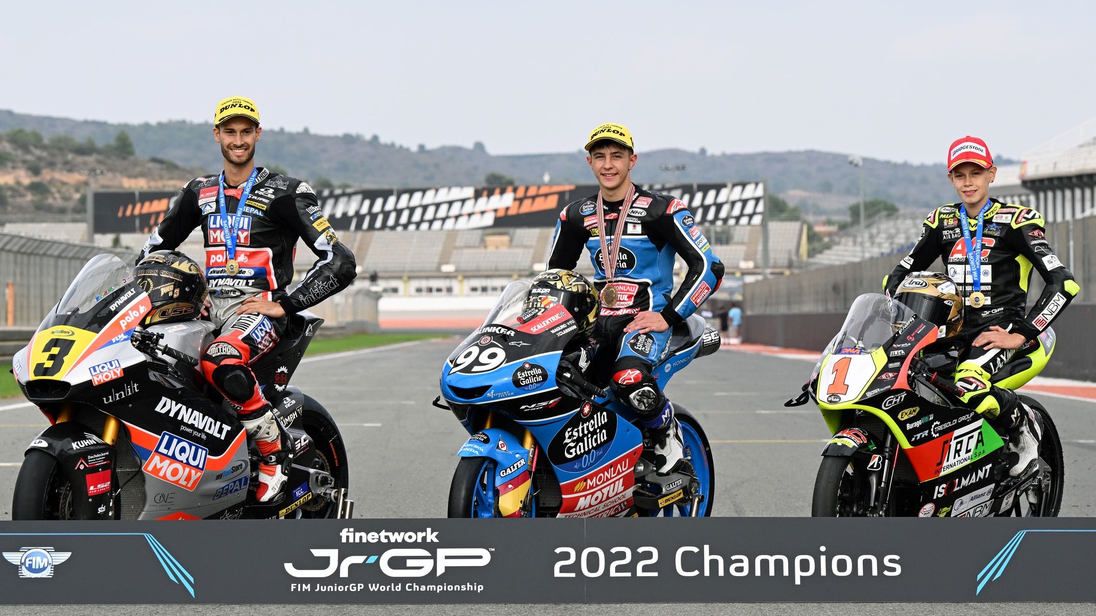 Lukas Tulovic, José Antonio Rueda y Guido Pini, los campeones del JuniorGP 2022
