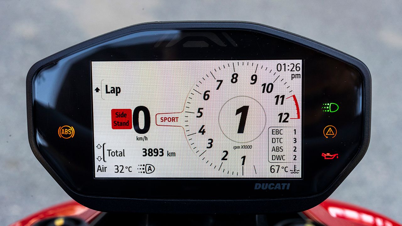 Superprueba Ducati Streetfighter V2 naked terrorifica (8)