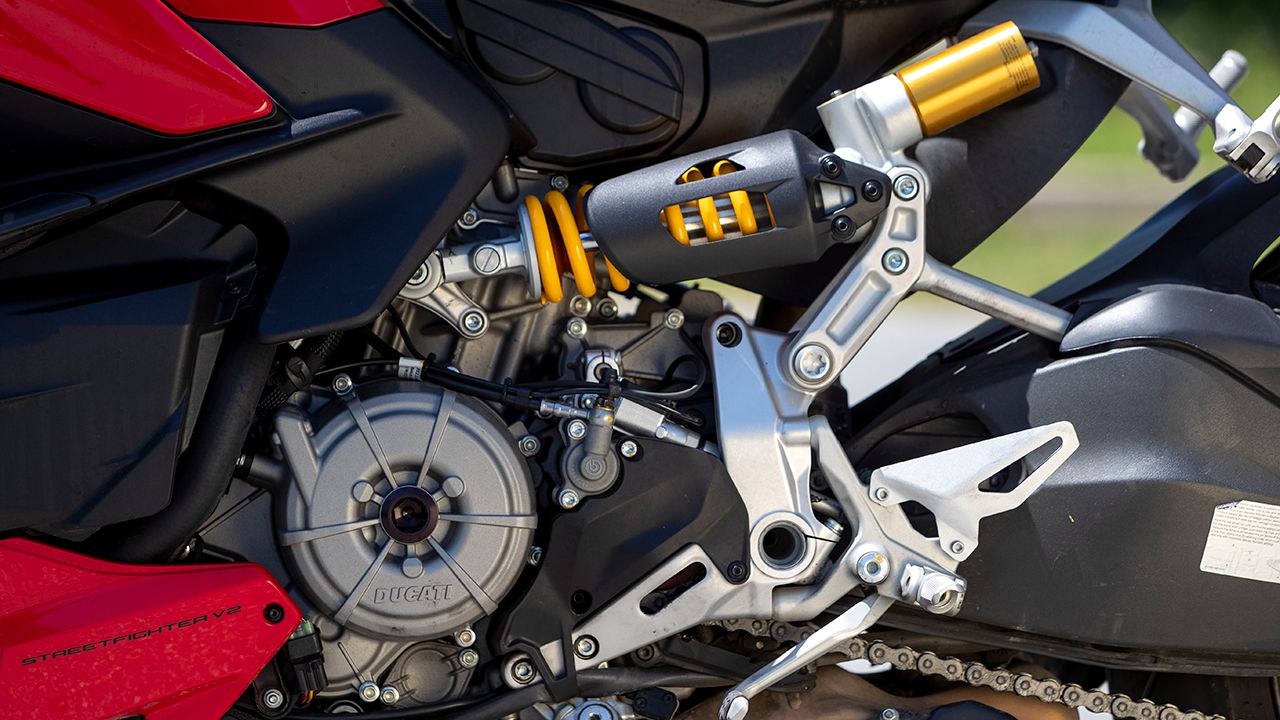 Superprueba Ducati Streetfighter V2 naked terrorifica (15)