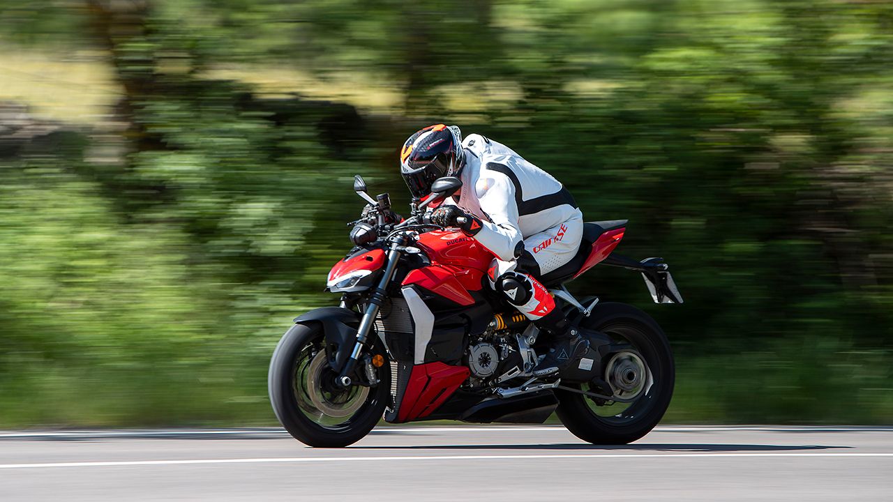 Superprueba Ducati Streetfighter V2 naked terrorifica (39)
