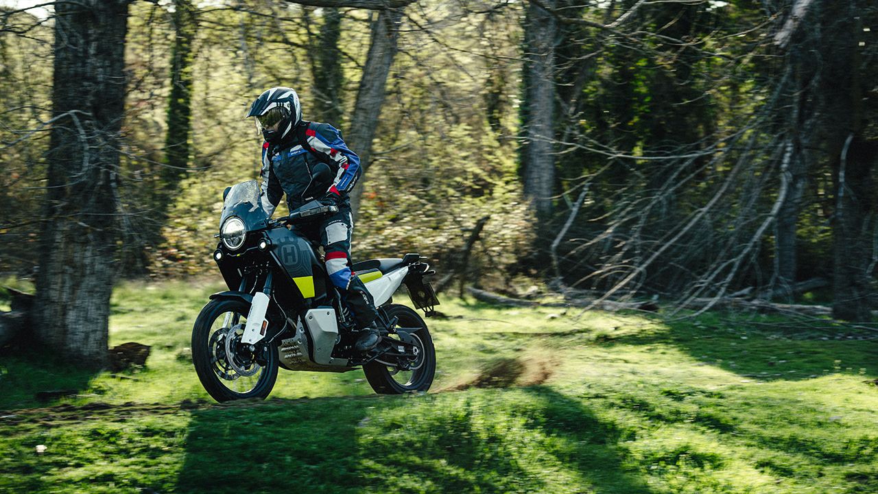 Husvarna Norden 901 prueba trail off road (5)
