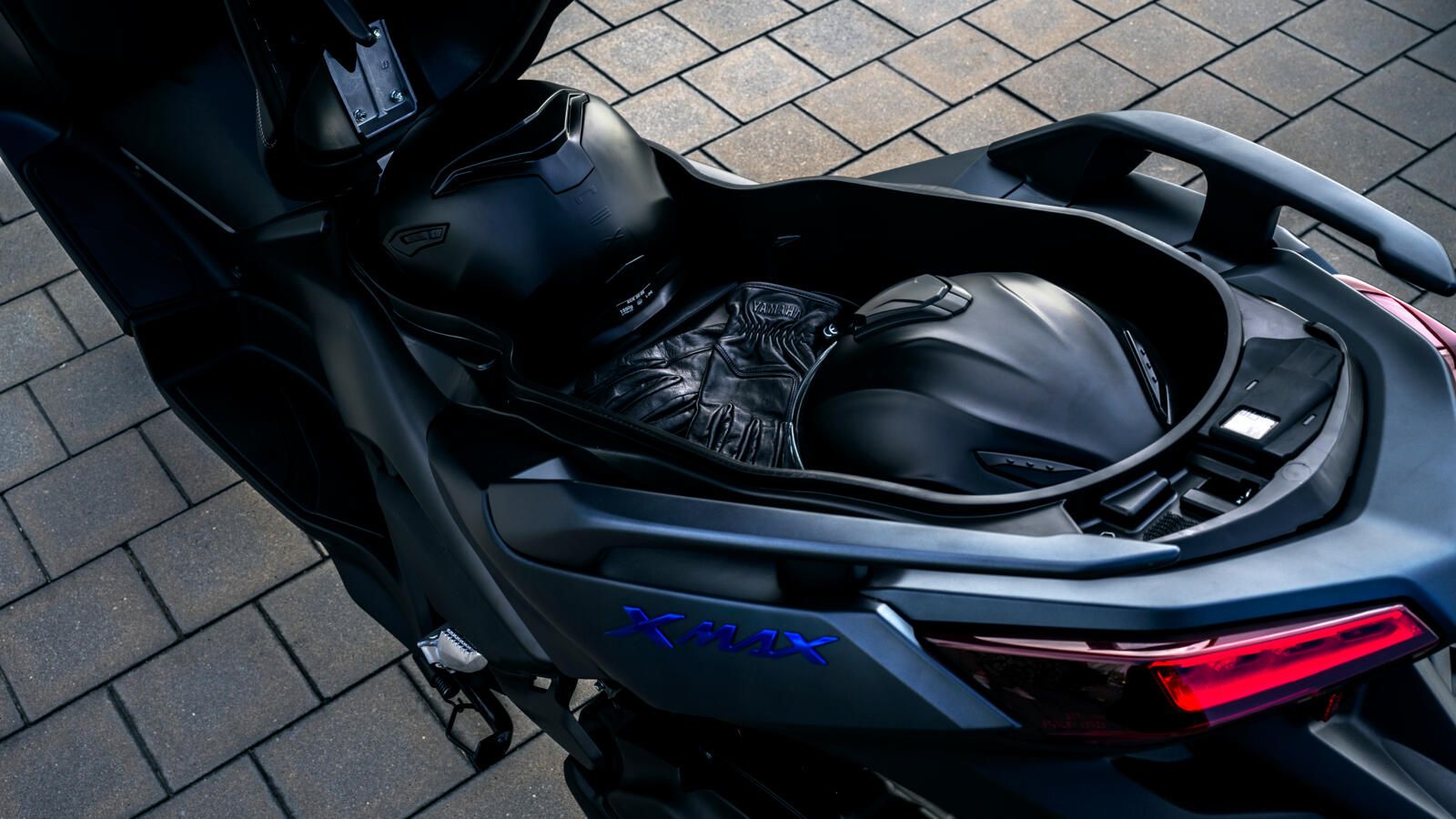 2023 YAM XMAX125 EU MBM3 DET 009 03 preview