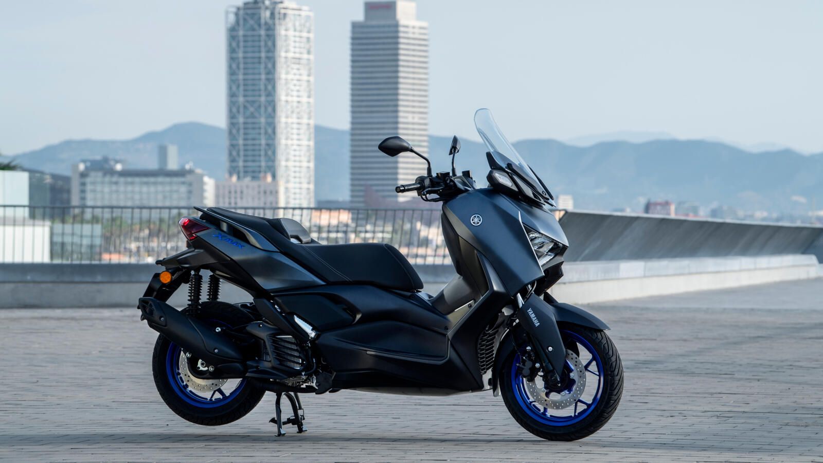2023 YAM XMAX125 EU MBM3 STA 004 03 preview