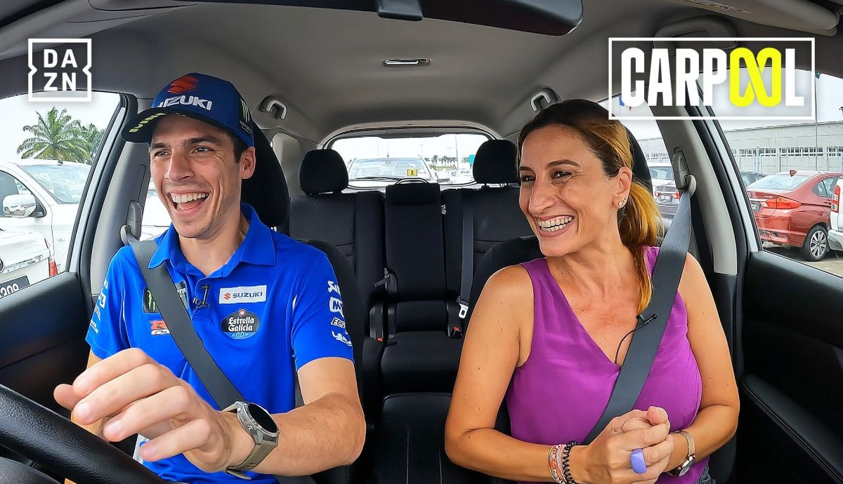 Joan Mir junto a Izaskun Ruiz en el 'Carpool' de DAZN