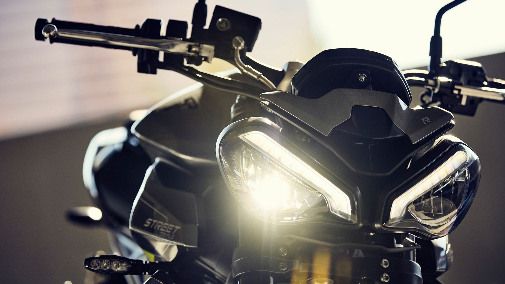 Triumph Street Triple R 2023 Detalles (3)