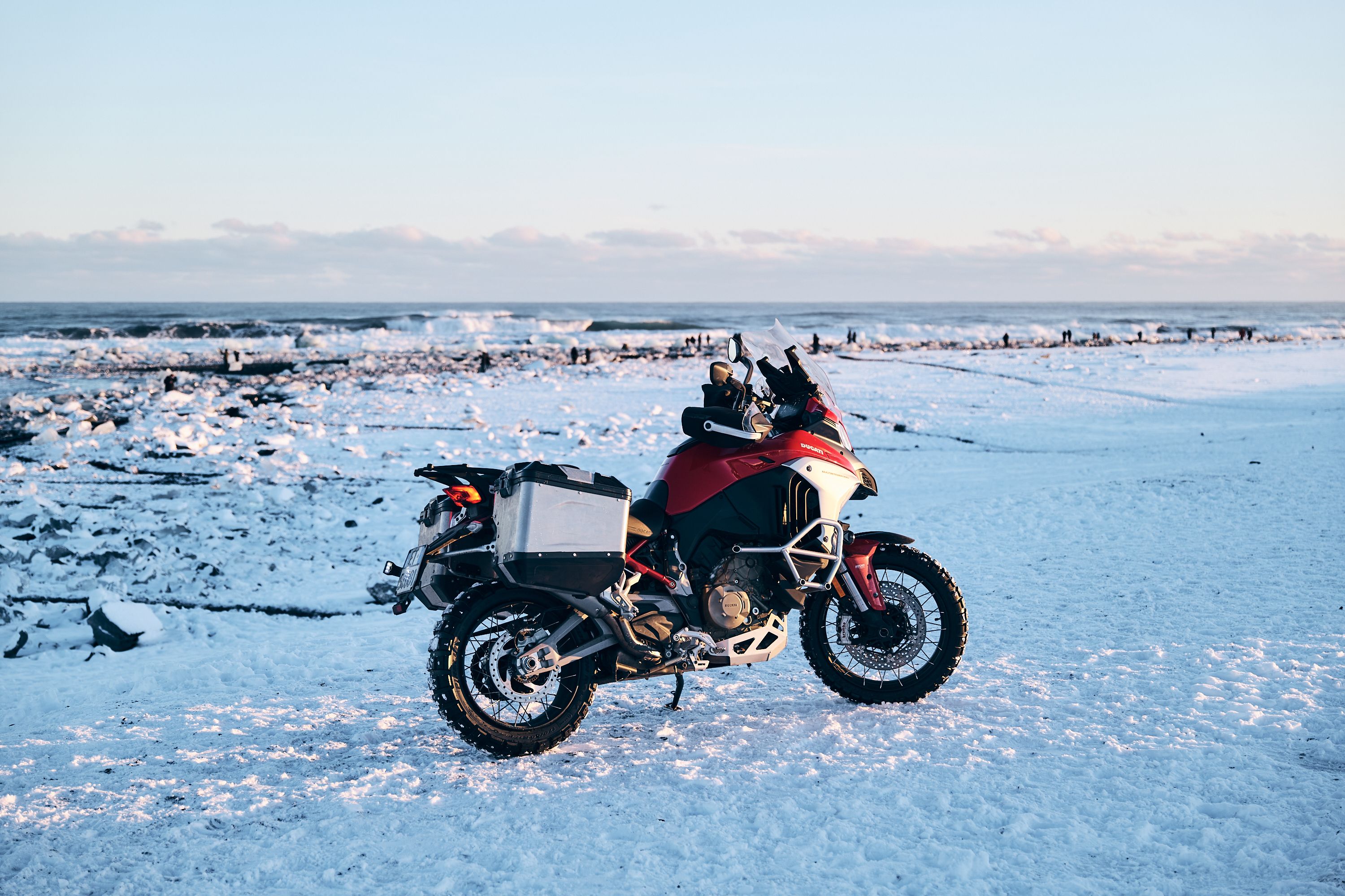 Viaje Islandia Ducati Playa de los Diamantes (18)