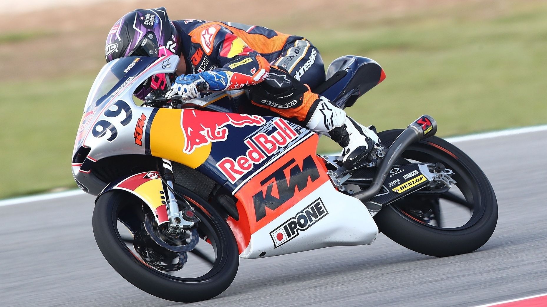 José Antonio Rueda es el campéon de la MotoGP Rookies Cup 2022