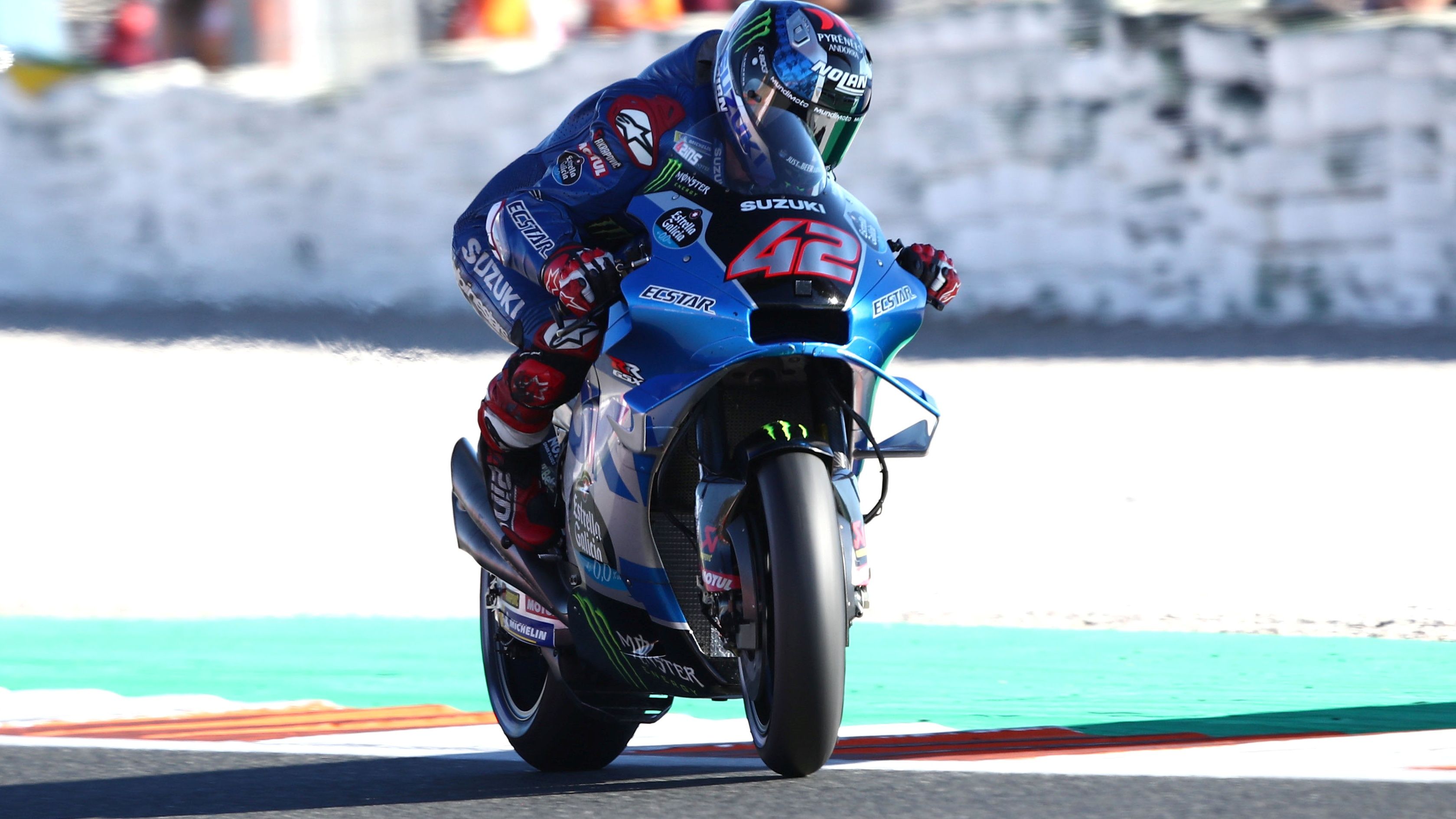 Álex Rins ha ganado en Valencia en el adiós de Suzuki a MotoGP