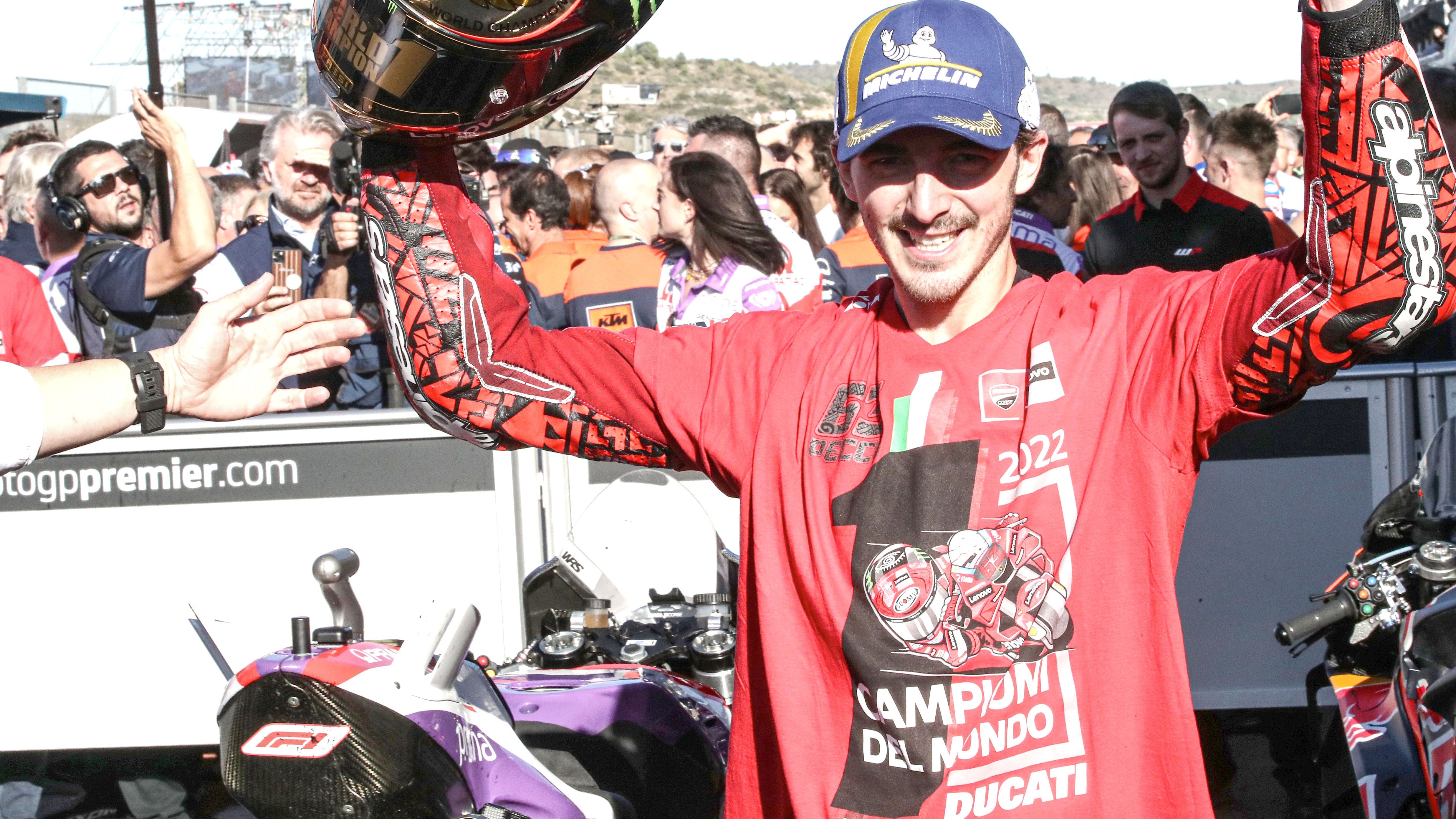 Pecco Bagnaia conquista la clasificación final de MotoGP 2022