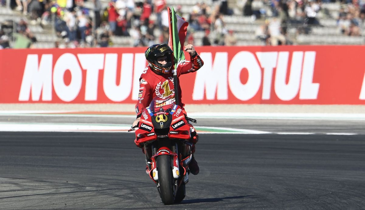 Pecco Bagnaia campeón del mundo de MotoGP 2022 Pecco Bagnaia campeón del mundo de MotoGP 2022