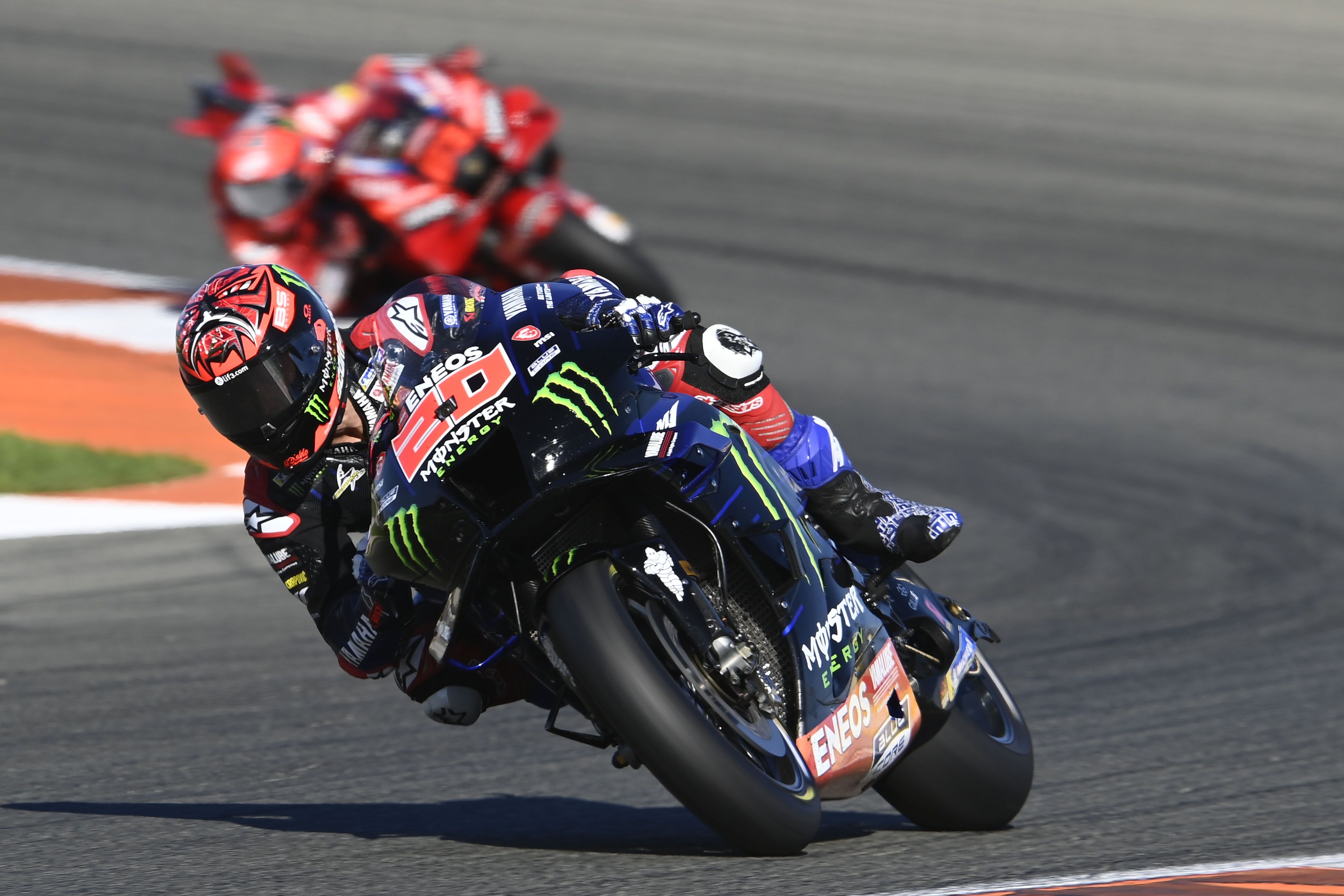 Fabio Quartararo pone distancia con Pecco Bagnaia, MotoGP Valencia 2022