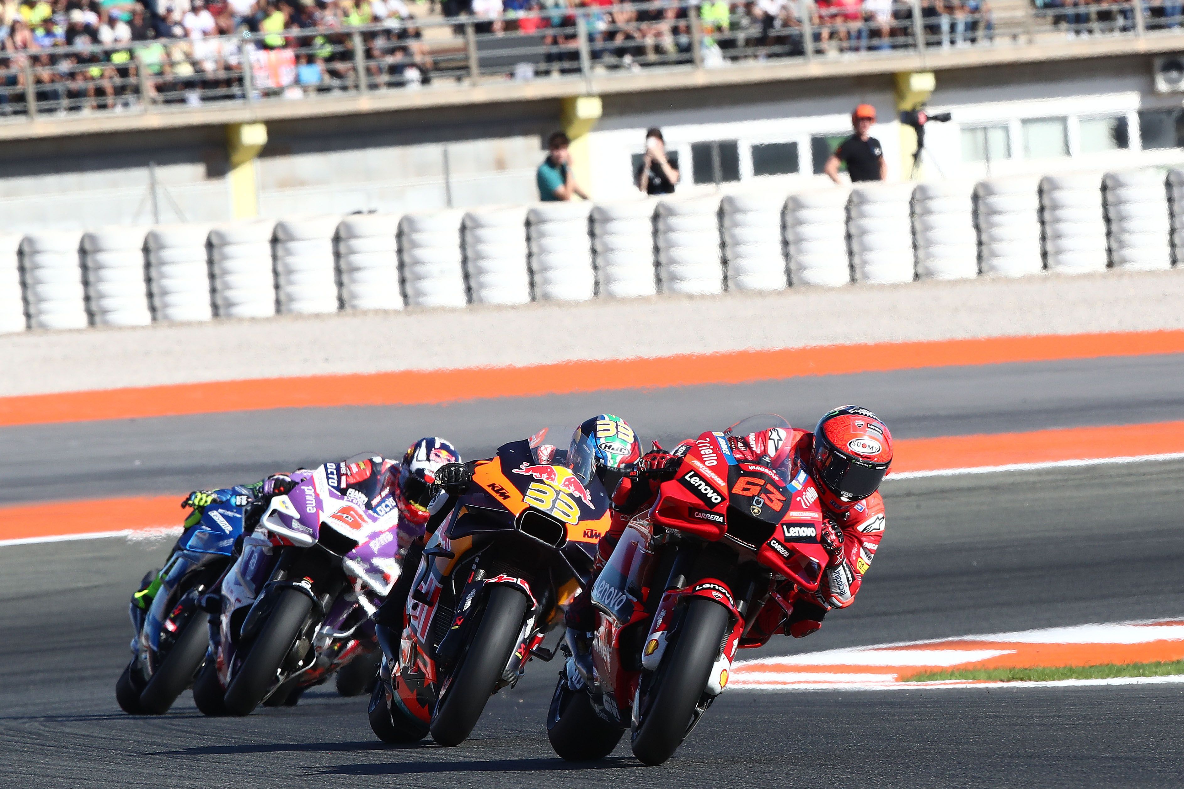 Pecco Bagnaia, Brad Binder, Johann Zarco y Joan Mir, MotoGP Valencia 2022