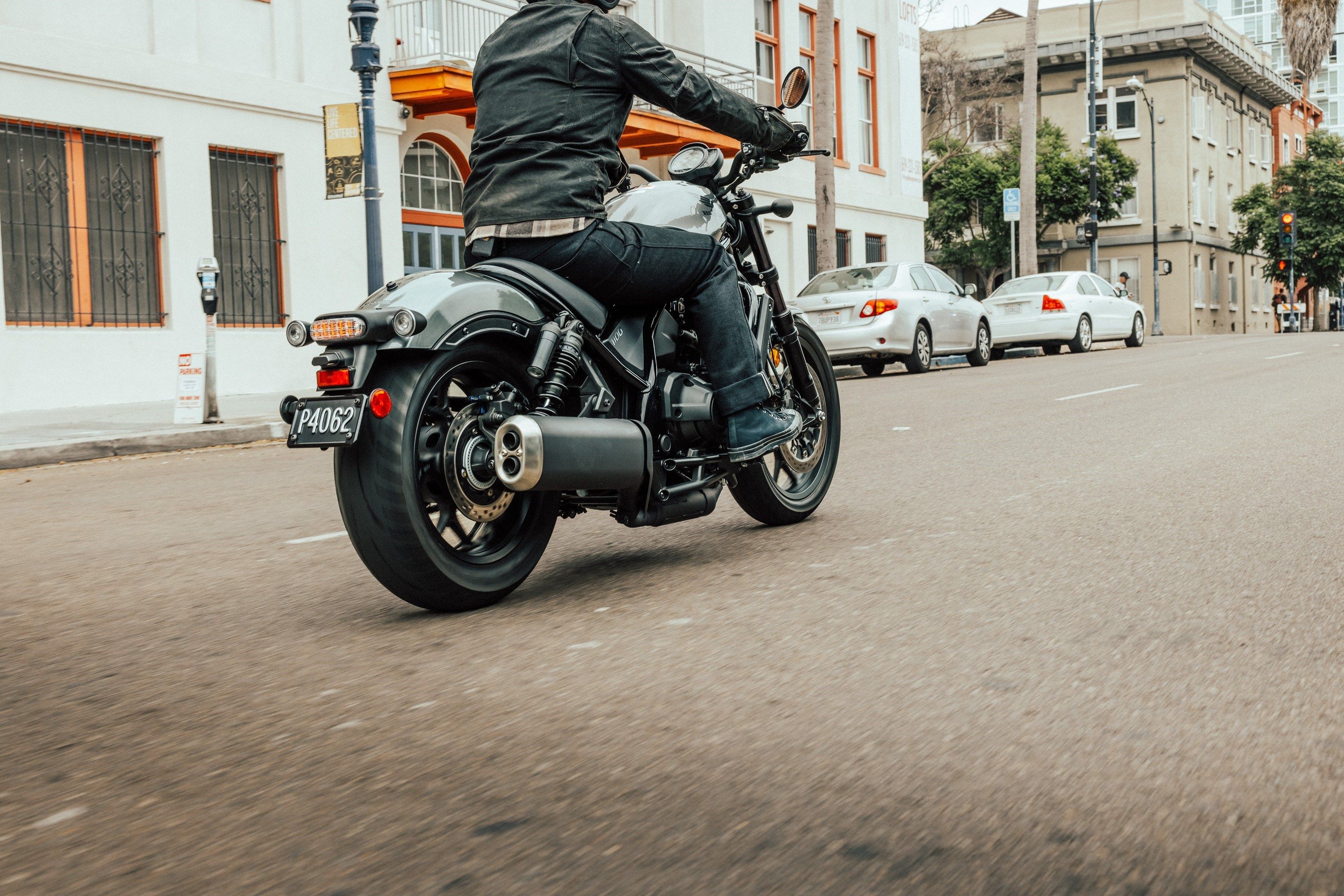 421247 23YM CMX1100T Rebel