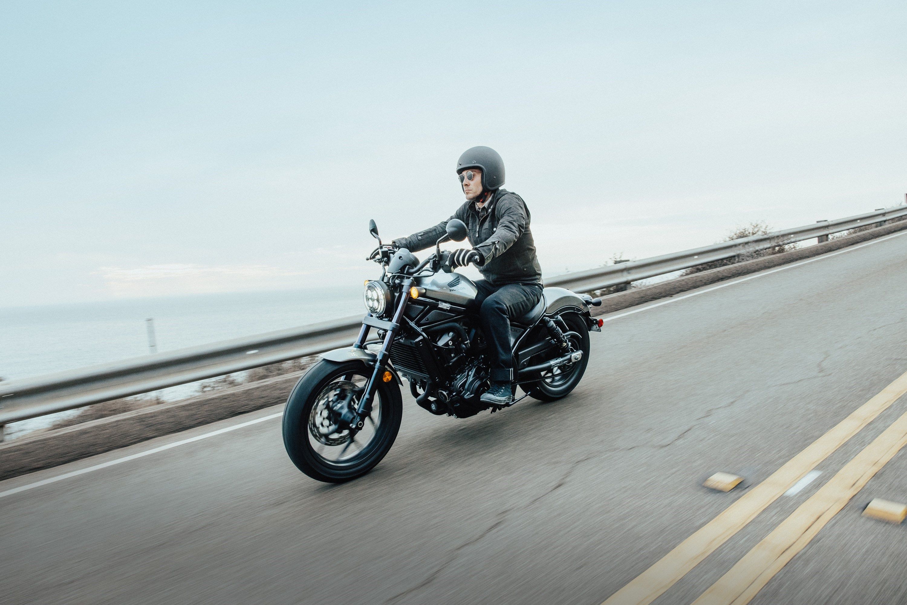 421248 23YM CMX1100T Rebel
