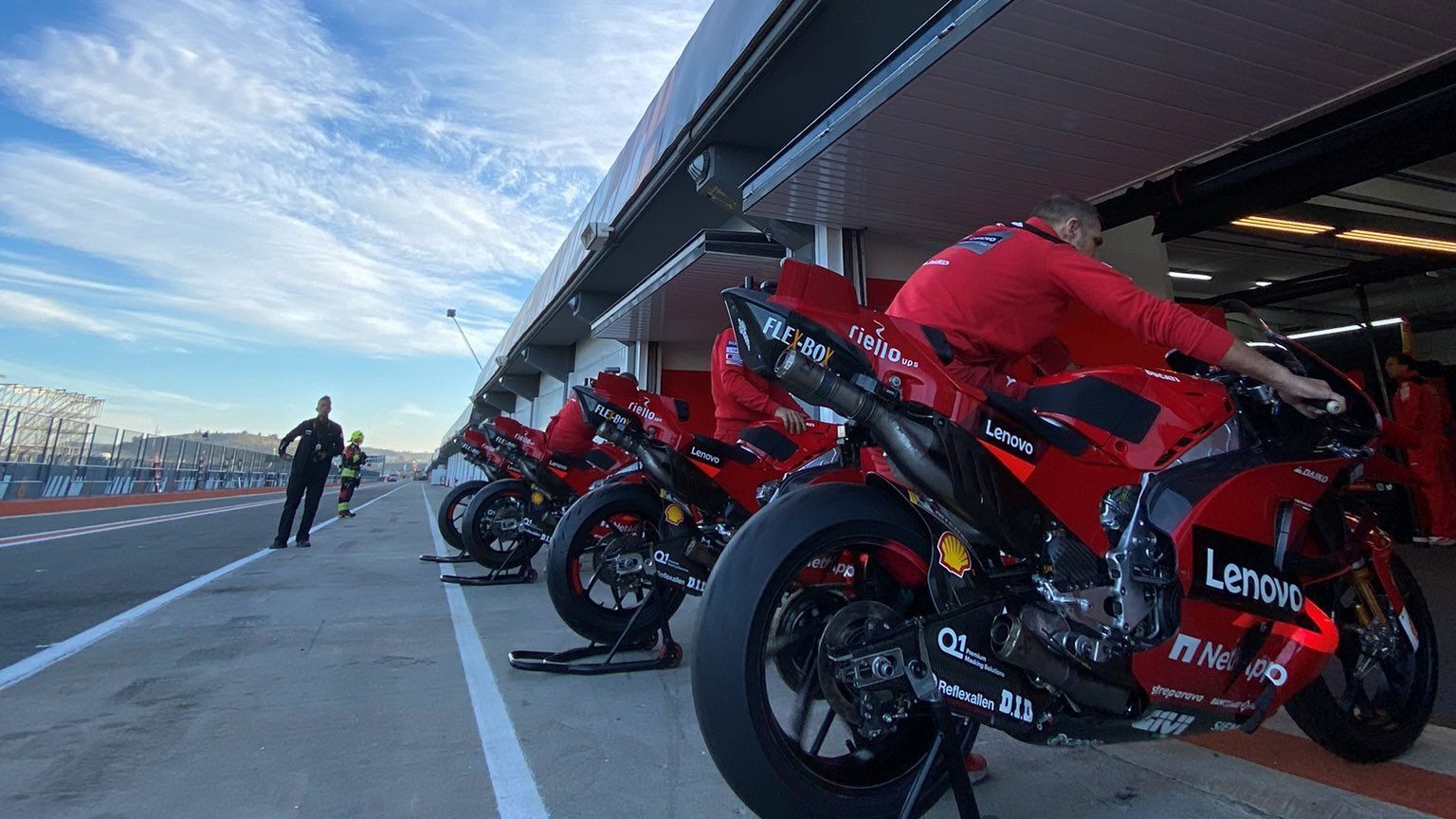 Valencia acoge el primer test de pretemporada de MotoGP 2023