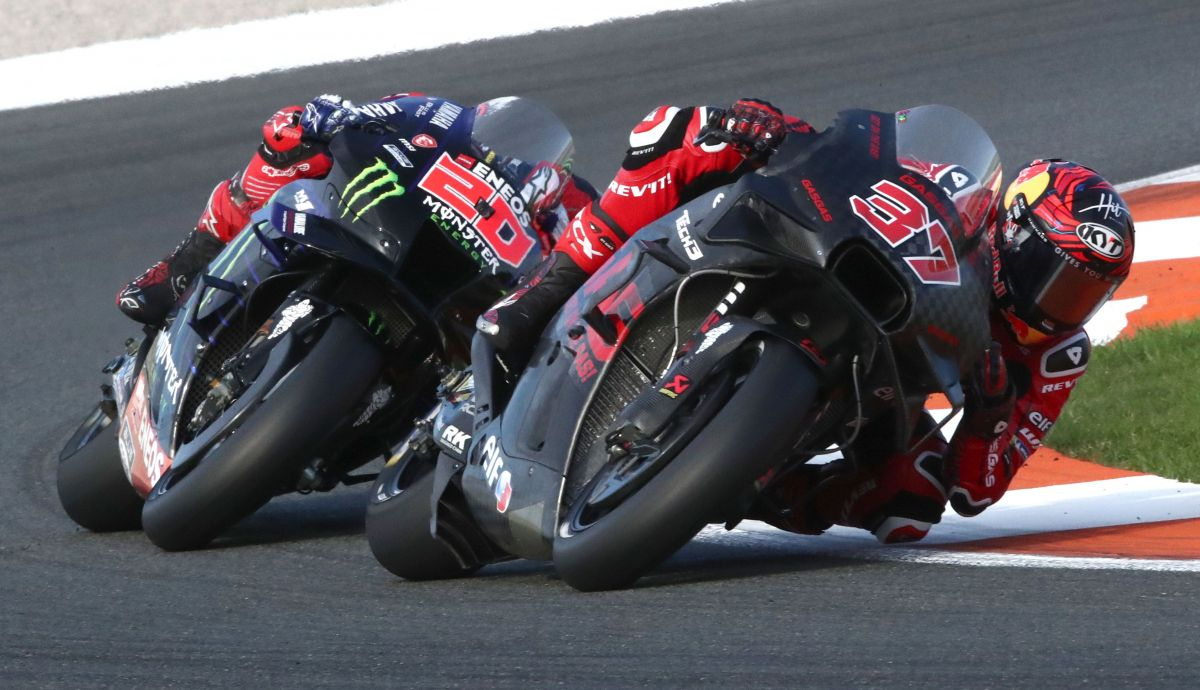 Augusto Fernández y Fabio Quartararo, test Valencia MotoGP 2023 Augusto Fernández y Fabio Quartararo, test Valencia MotoGP 2023