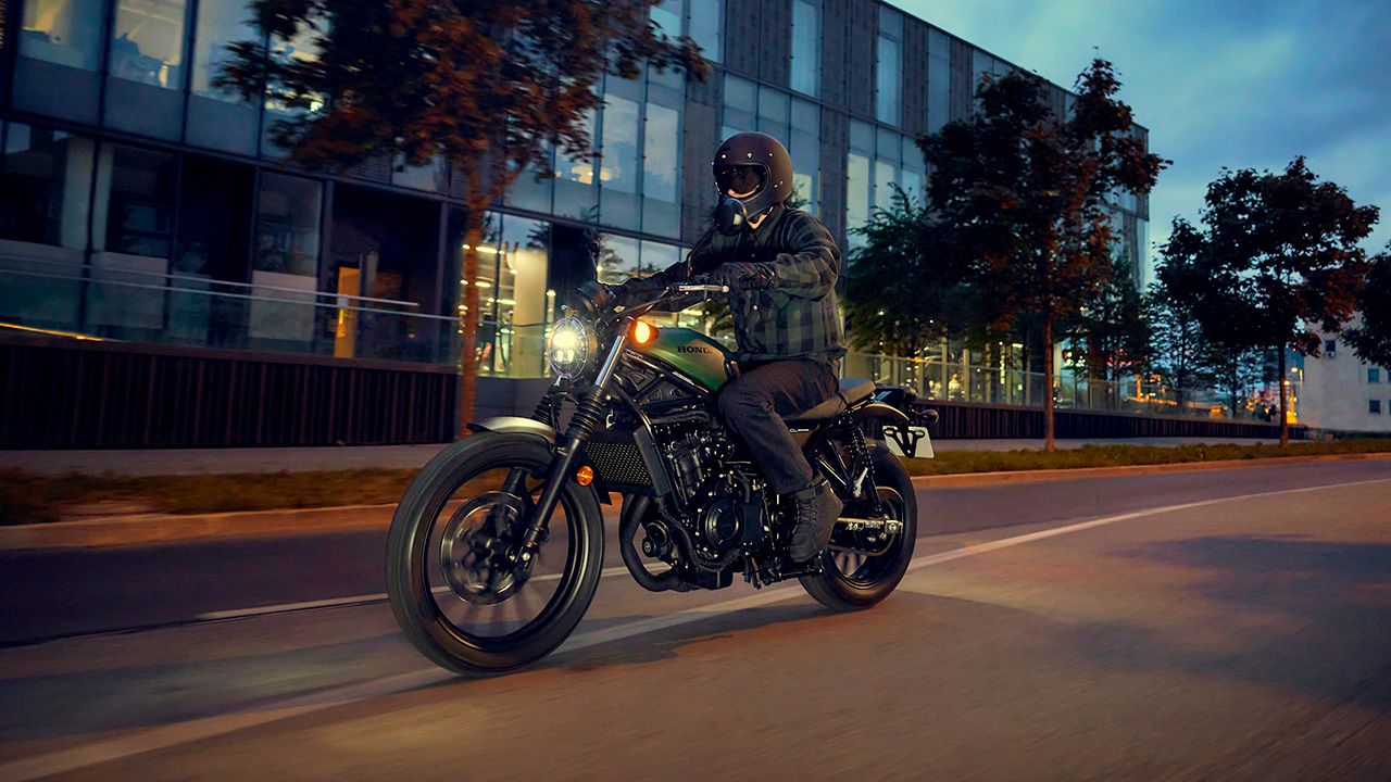 Honda CL500 Scrambler gama media (2)