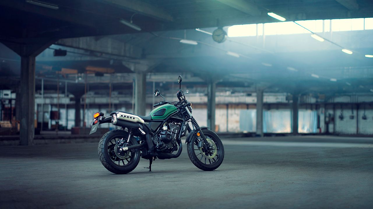Honda CL500 Scrambler gama media (9)