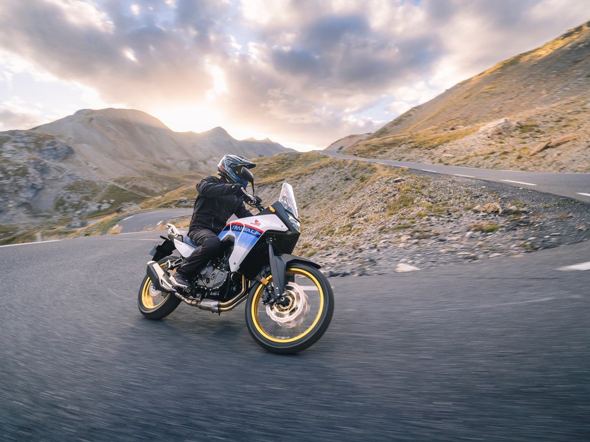 honda transalp 2023 (4)