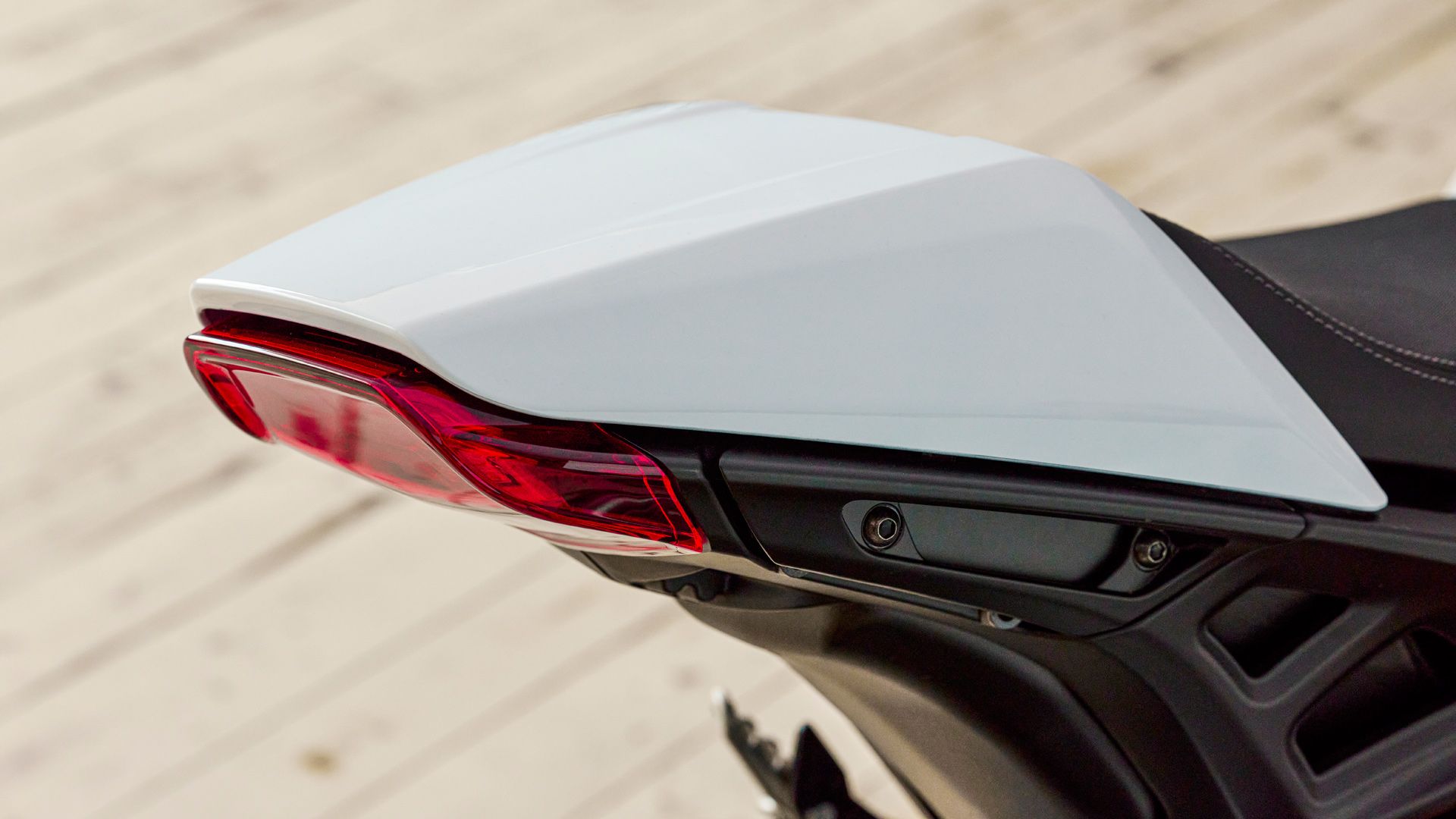 Indian FTR Sport 2023 Detalles (11)
